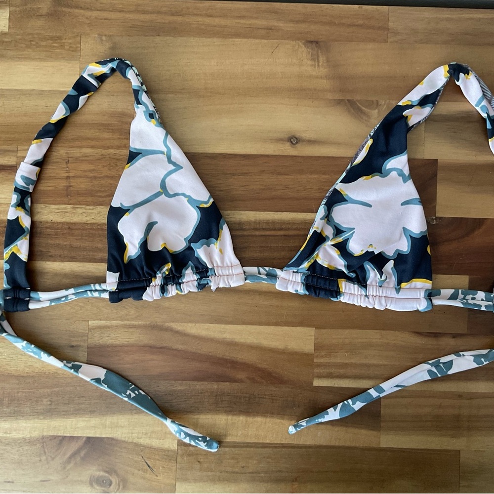Maaji Reversible Triangle Top